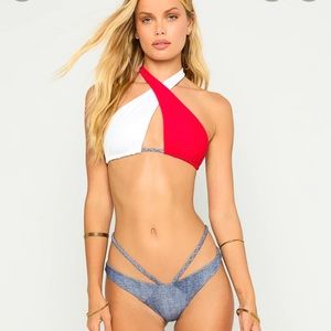 😍Gorgeous NWT Beach Bunny Lex Bikini ❤️💙
